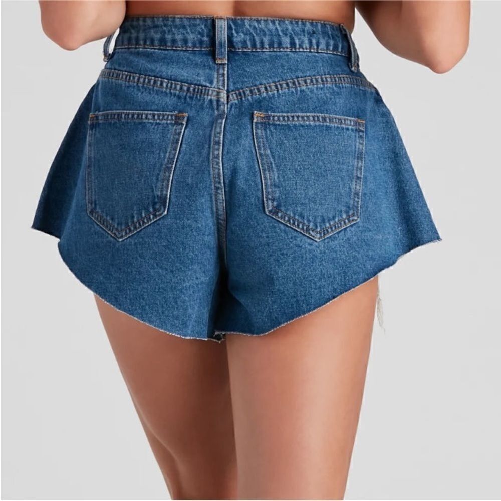 NWT Vibrant Denim High-Waisted Women Shorts, M